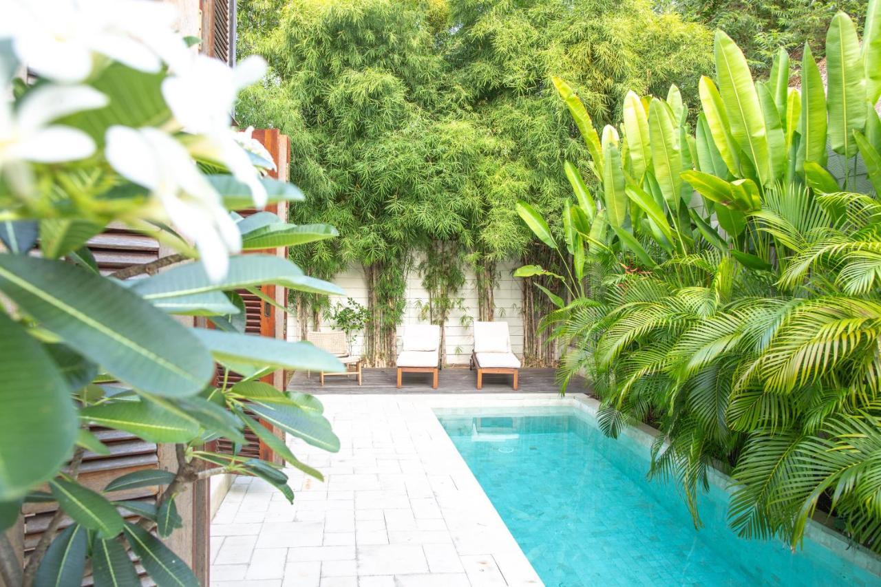 Villa Merbau ギリ・アイル エクステリア 写真